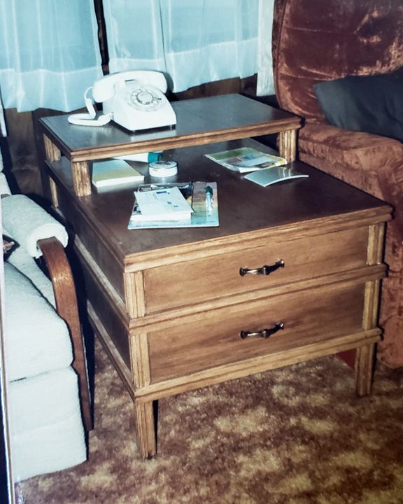 1987 parlor table